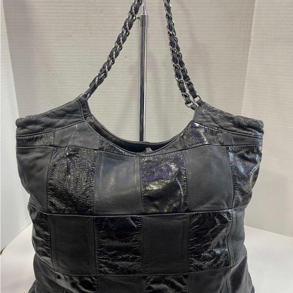 CHANEL Authentic Tote Handbag - Picture 9 of 10